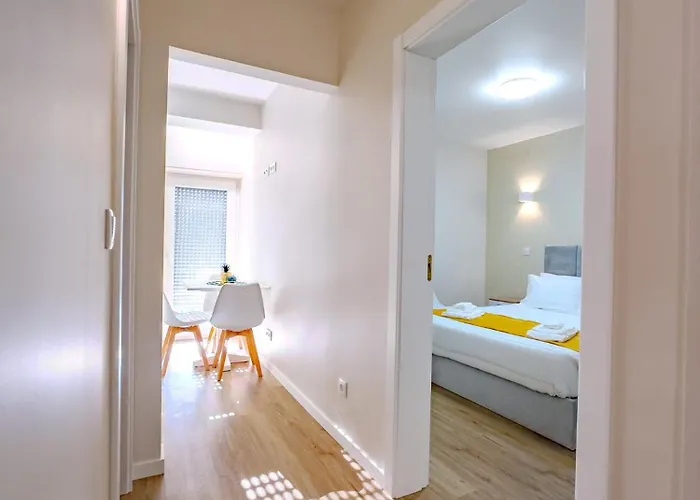 Black Cozy Apartman Livramento